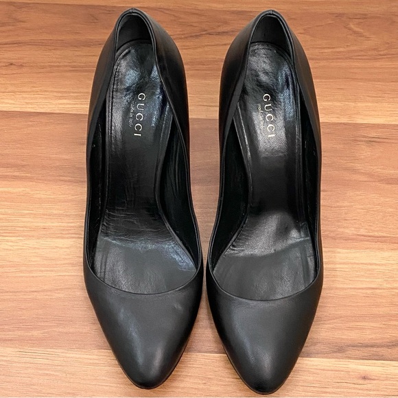 GUCCI Nappa Charlotte Black Leather Horsebit Embellished Pointy Pumps Size 38 - Picture 5 of 16